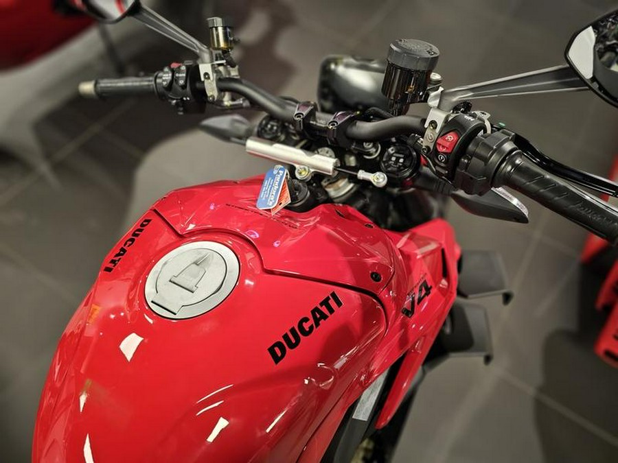 2024 Ducati Streetfighter V4 Red