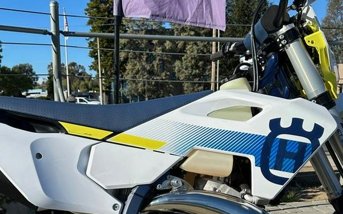 2024 Husqvarna® TE 300