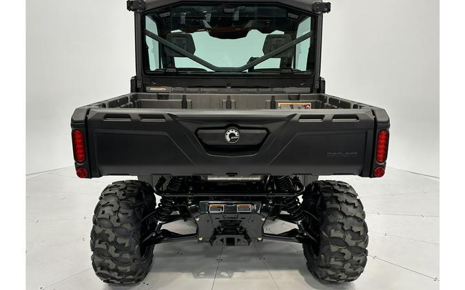 2024 Can-Am Defender DPS CAB HD9