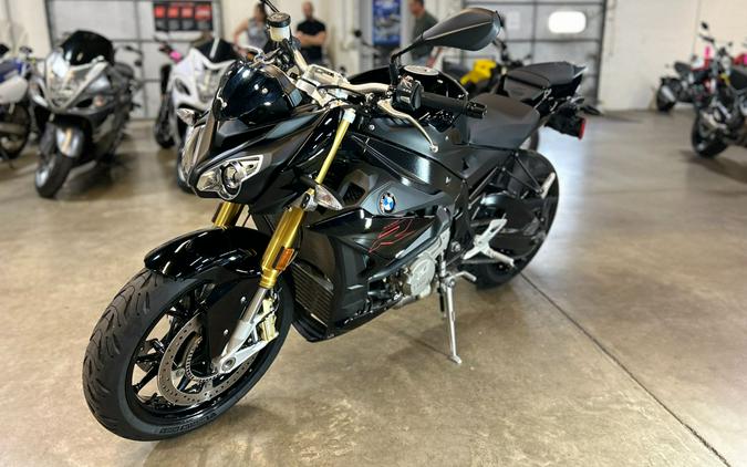 2020 BMW S 1000 R