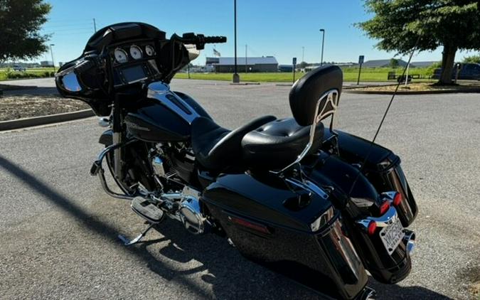 2017 Harley-Davidson Street Glide Special Black