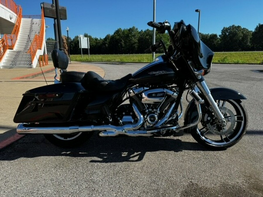 2017 Harley-Davidson Street Glide Special Black