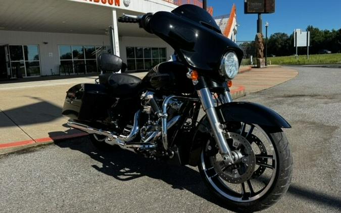 2017 Harley-Davidson Street Glide Special Black