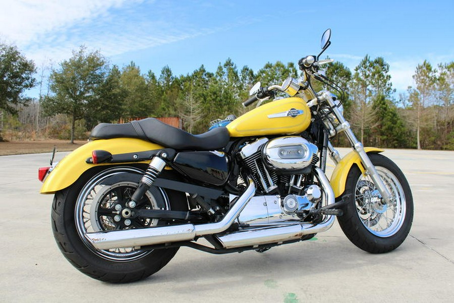 2017 Harley-Davidson® XL1200C - 1200 Custom