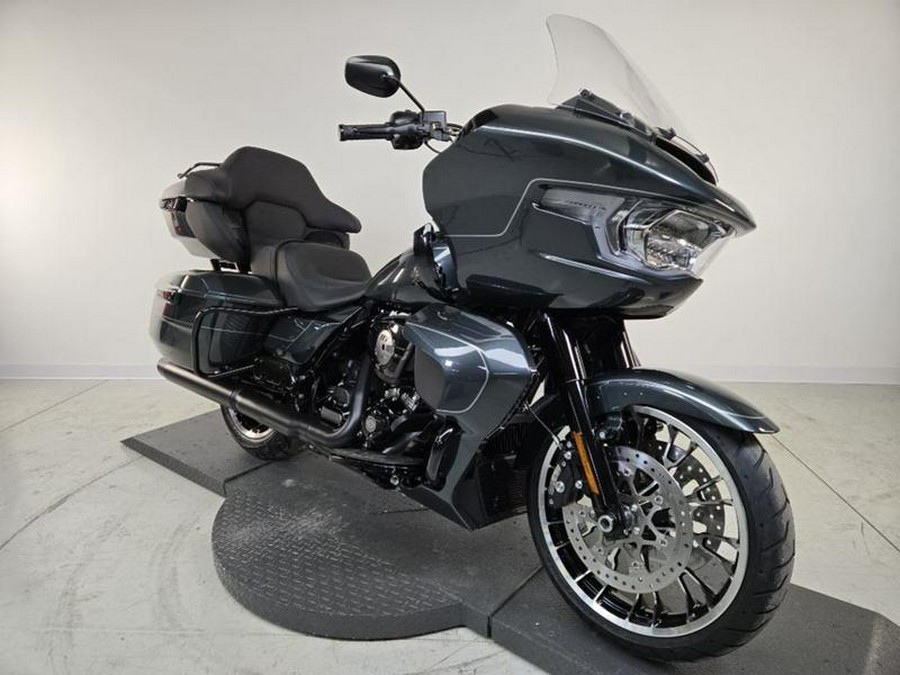 2026 Harley-Davidson® FLTRXL - Road Glide® Limited