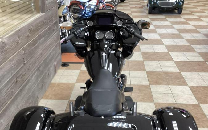 2025 Harley-Davidson® Road Glide® 3 Vivid Black