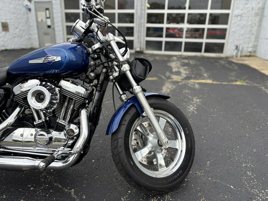 2016 Harley-Davidson SPORTSTER 1200XL CUSTOM 1200 Custom