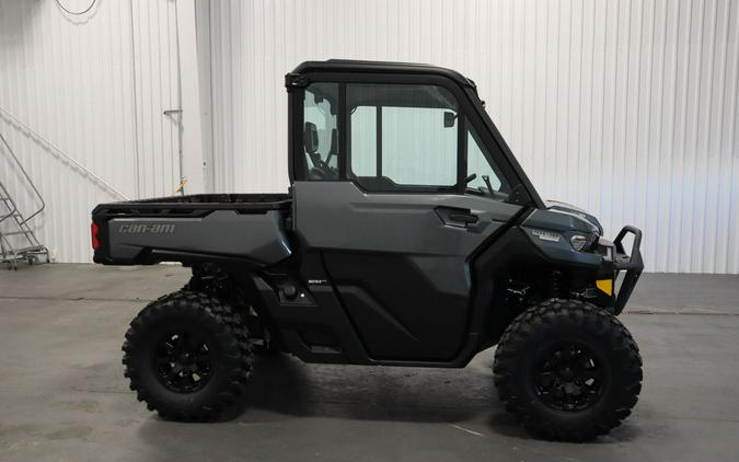 2024 Can-Am® Defender Limited HD10