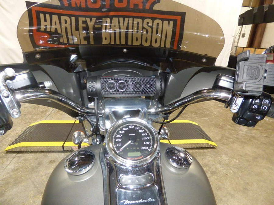 2018 Harley-Davidson® FLRT - Freewheeler®