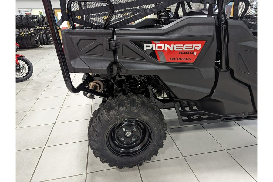 2024 Honda Pioneer 1000-5