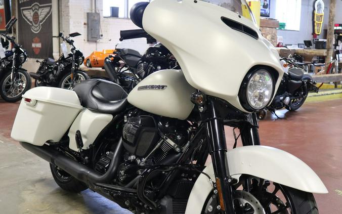 2018 Harley-Davidson Street Glide® Special