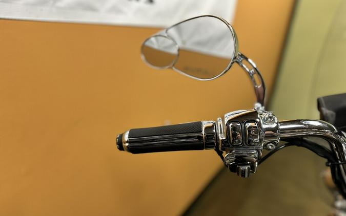 FLHRC 2005 Road King® Classic