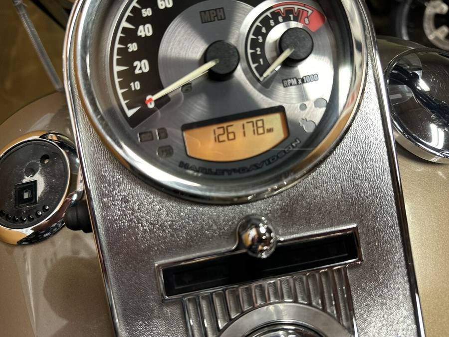 FLHRC 2005 Road King® Classic