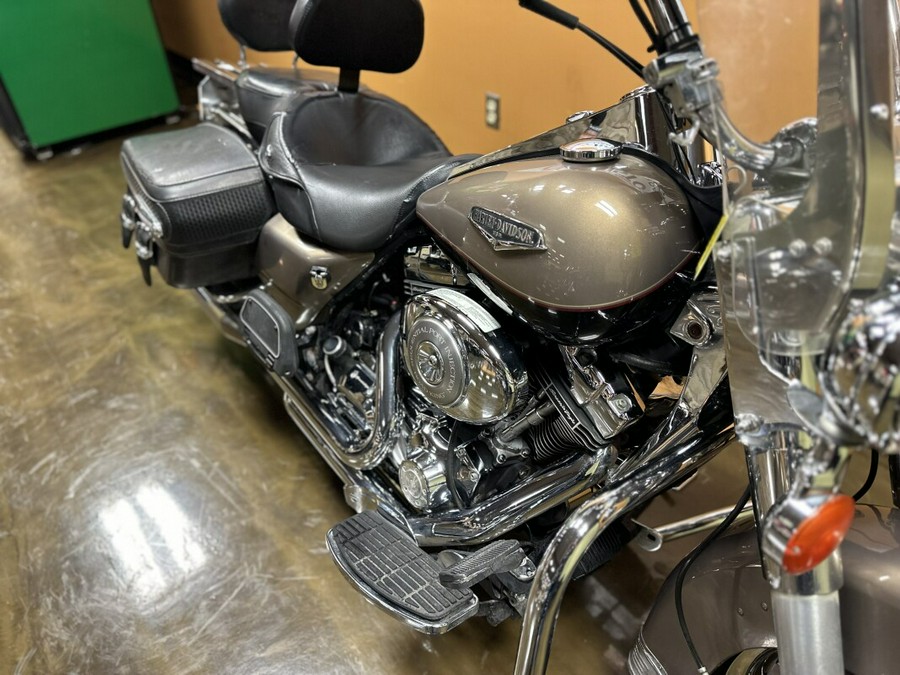 FLHRC 2005 Road King® Classic