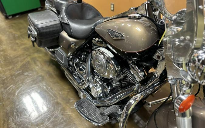 FLHRC 2005 Road King® Classic
