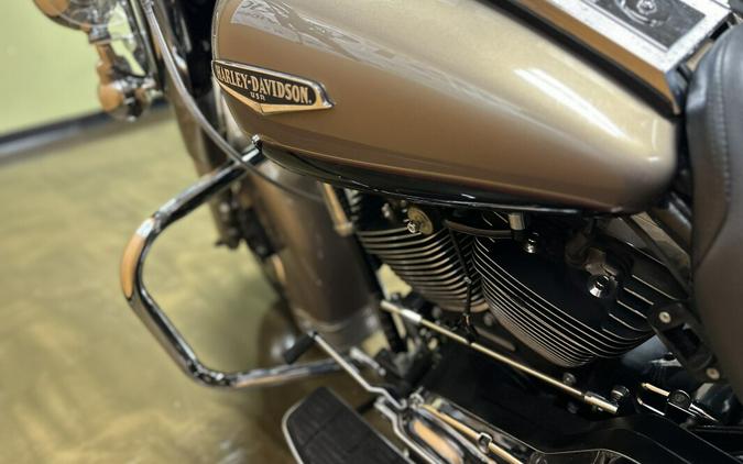 FLHRC 2005 Road King® Classic