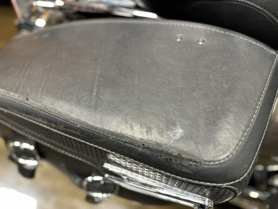 FLHRC 2005 Road King® Classic