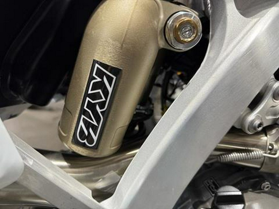 2025 Triumph TF 450-RC Edition