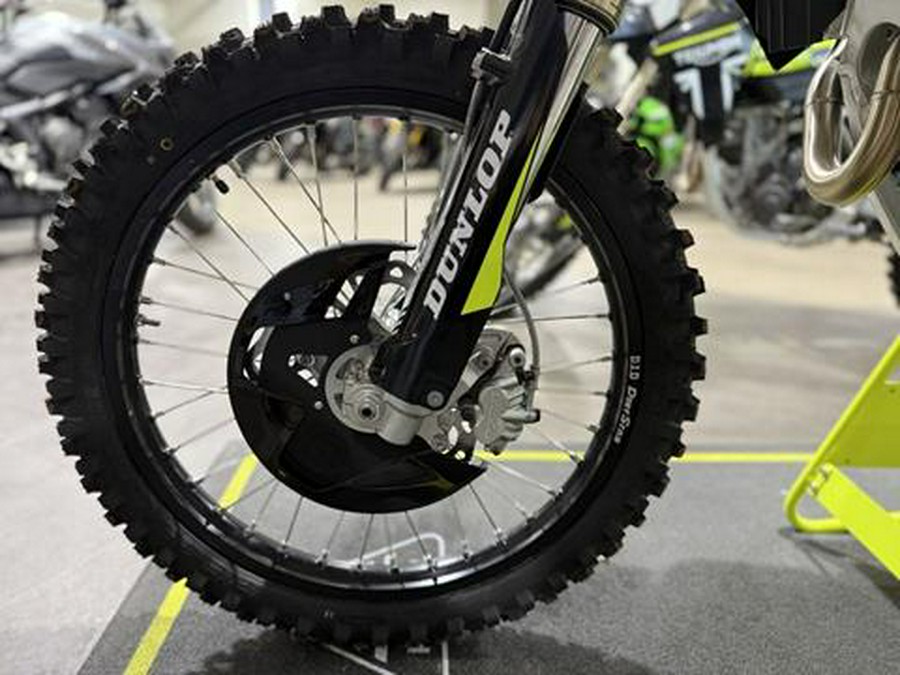 2025 Triumph TF 450-RC Edition