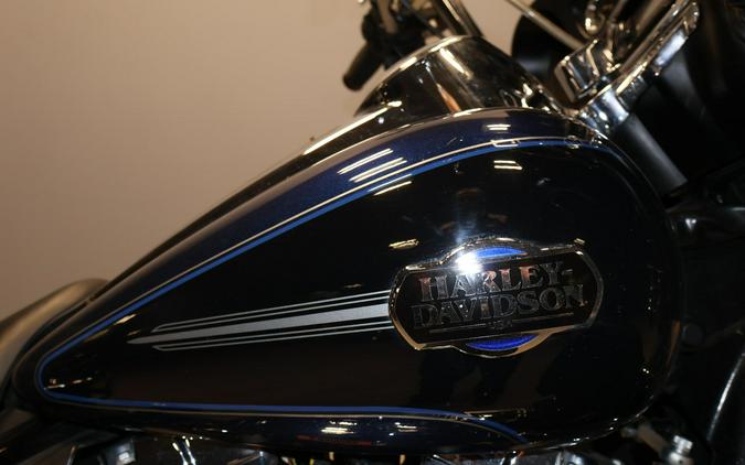 2012 Electra Glide Ultra Classic 103 Big Blue Pearl/Vivid Black