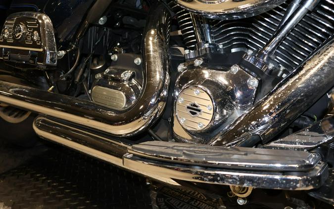 2012 Electra Glide Ultra Classic 103 Big Blue Pearl/Vivid Black