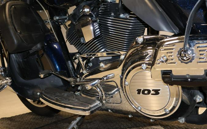 2012 Electra Glide Ultra Classic 103 Big Blue Pearl/Vivid Black