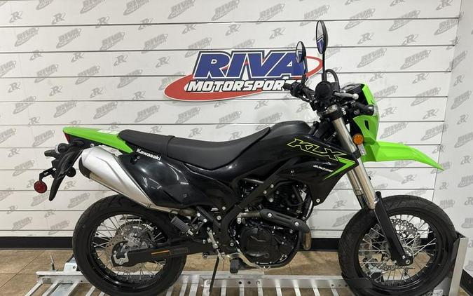 2023 Kawasaki KLX230SM Review [A Dozen Fast Facts]