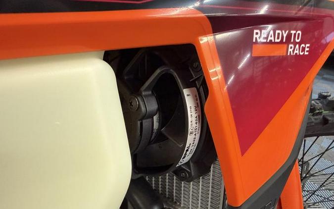2026 KTM 450 XCF-W