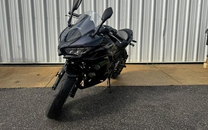 2025 Kawasaki Ninja 650