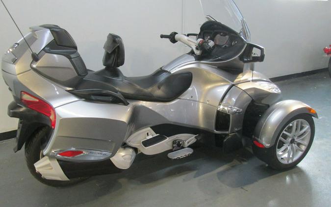 2012 Can-Am® Spyder® RT-S SE5