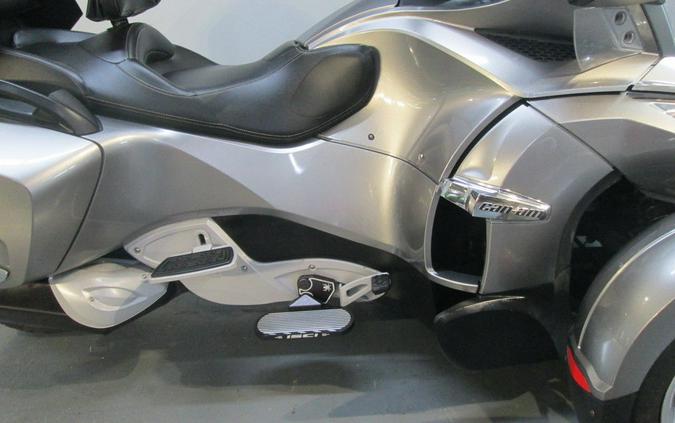2012 Can-Am® Spyder® RT-S SE5