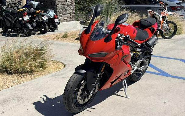 2025 Ducati Panigale V2