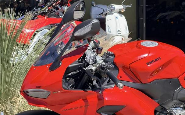 2025 Ducati Panigale V2