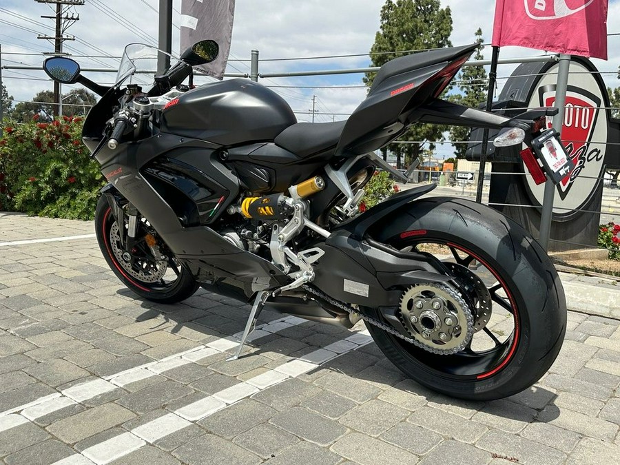 2024 Ducati Panigale V2 Black on Black