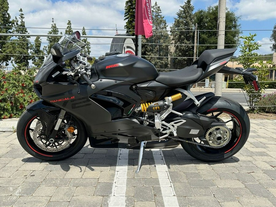 2024 Ducati Panigale V2 Black on Black