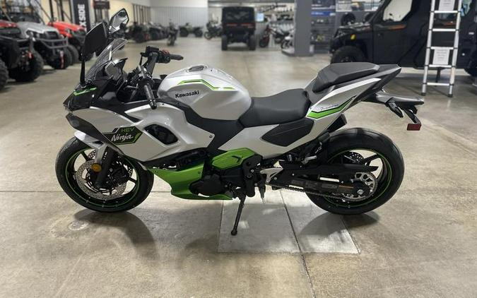 2024 Kawasaki Ninja® 7 Hybrid ABS