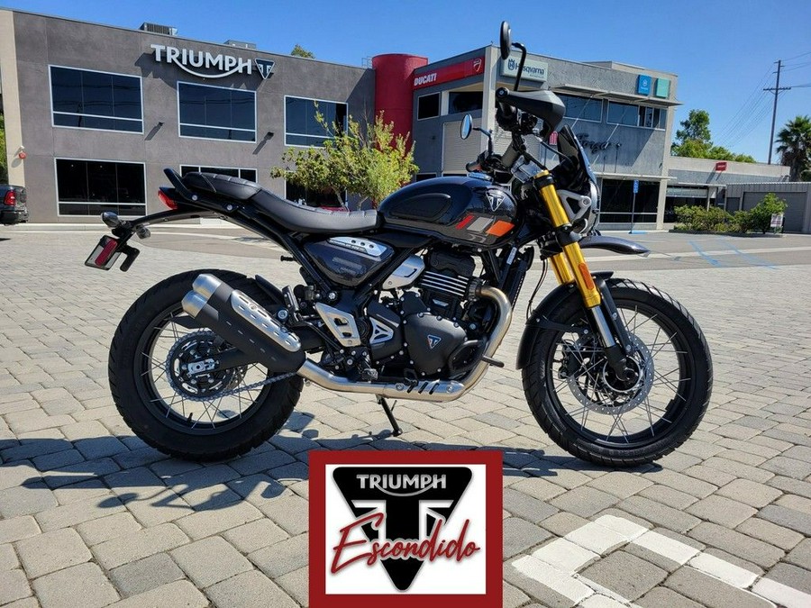 2026 Triumph Scrambler 400 XC Storm Grey