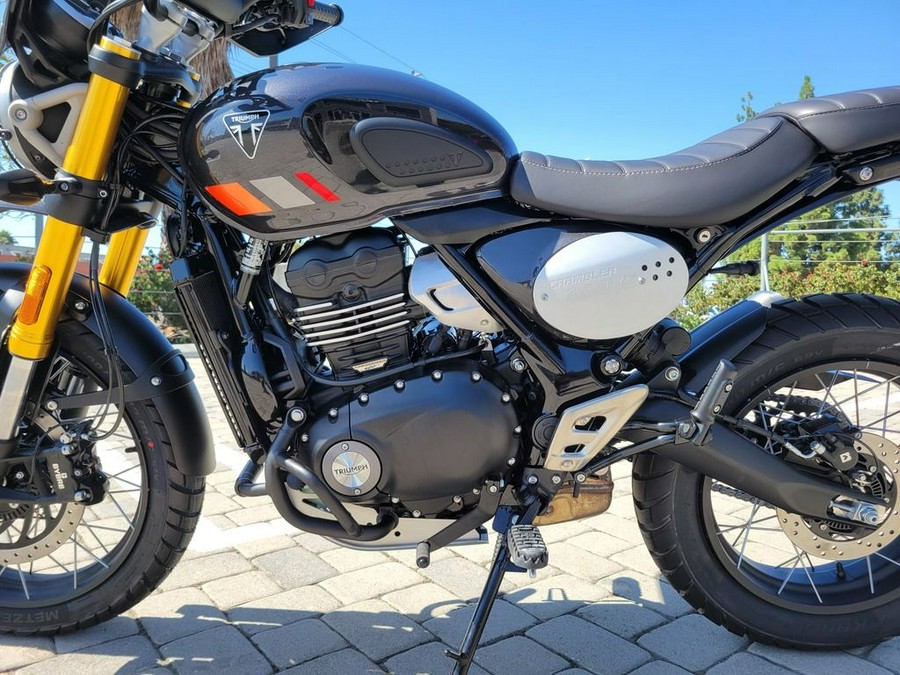 2026 Triumph Scrambler 400 XC Storm Grey