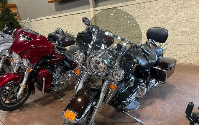 2011 Harley-Davidson® FLHR - Road King®