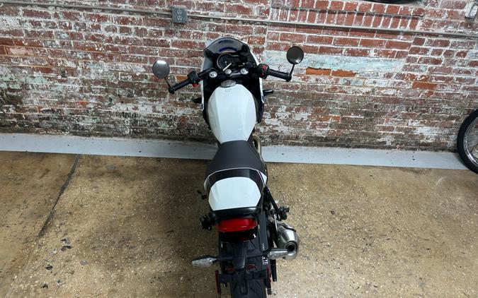 2026 Triumph Thruxton 400