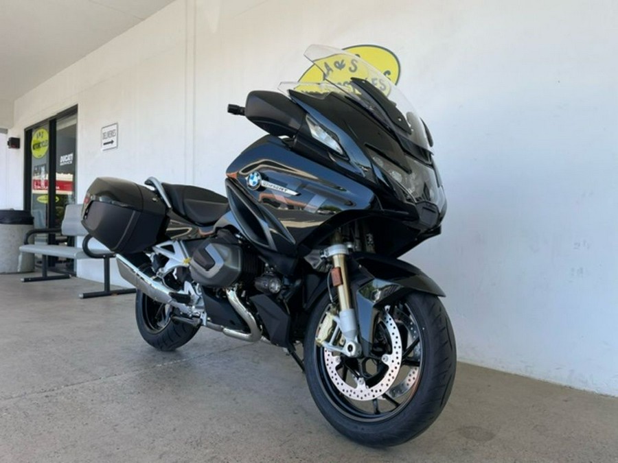 2024 BMW R 1250 RT Triple Black