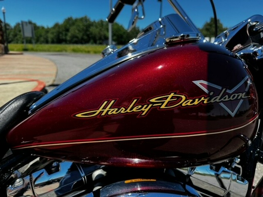 2008 Harley-Davidson Road King® Crimson Red Sunglo