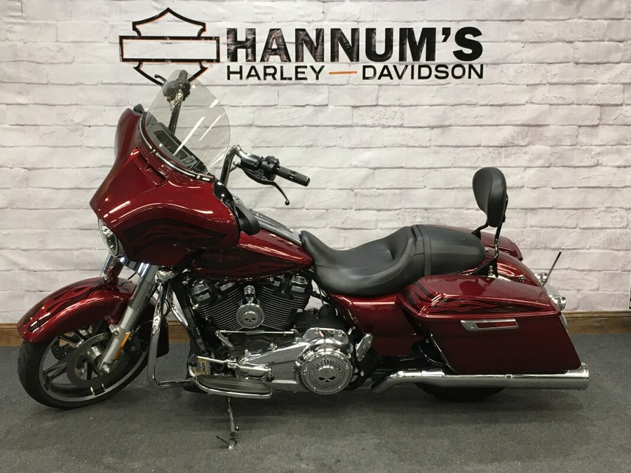 2017 Harley-Davidson Street Glide Special Hard Candy Big Red Flake FLHXS