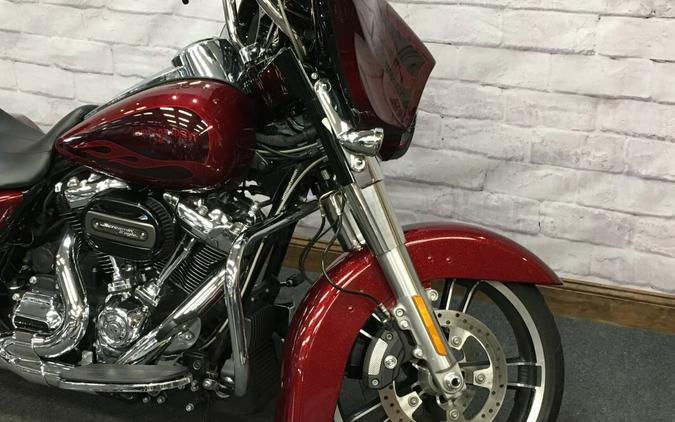 2017 Harley-Davidson Street Glide Special Hard Candy Big Red Flake FLHXS