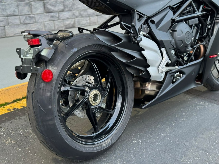 2023 MV Agusta Superveloce 800