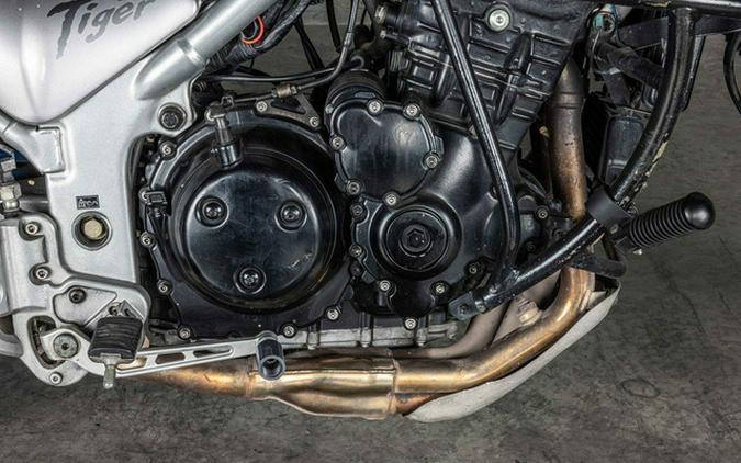 2005 Triumph Tiger Base