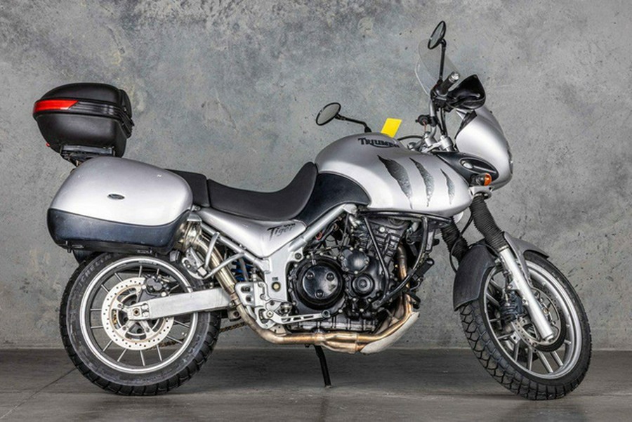 2005 Triumph Tiger Base