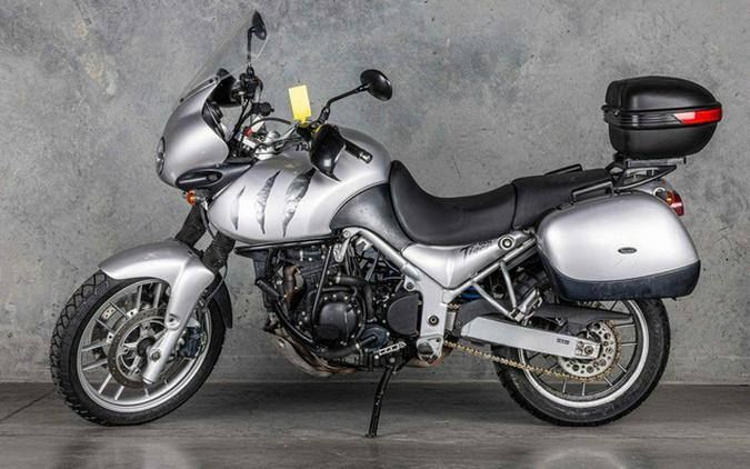 2005 Triumph Tiger Base