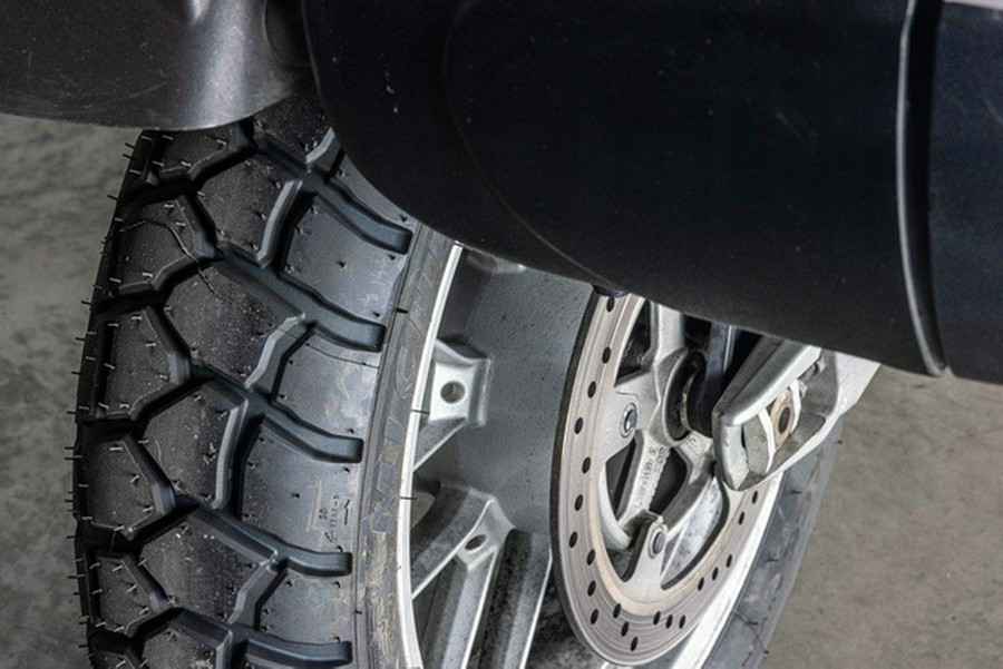 2005 Triumph Tiger Base