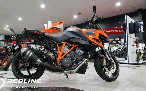 2023 KTM 1290 Super Duke GT